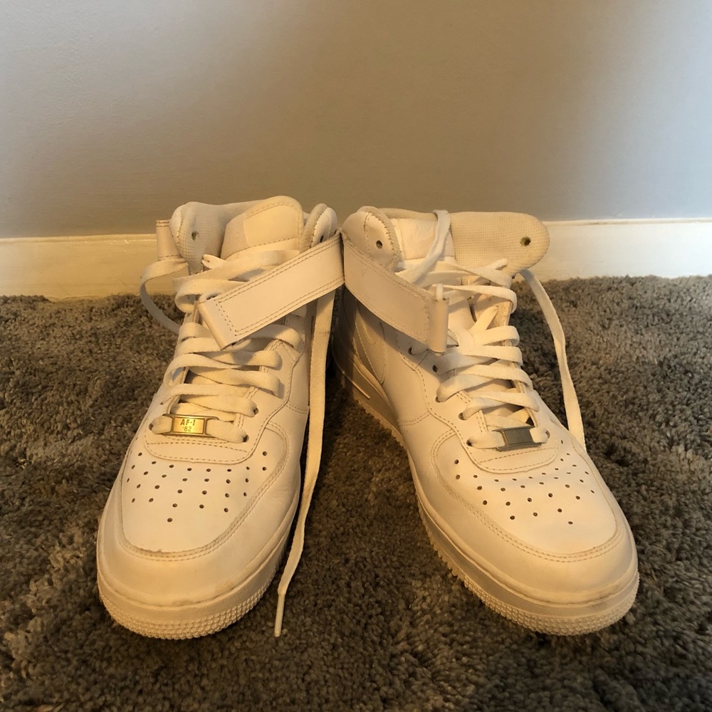 Nike Air Force 1 White high tops